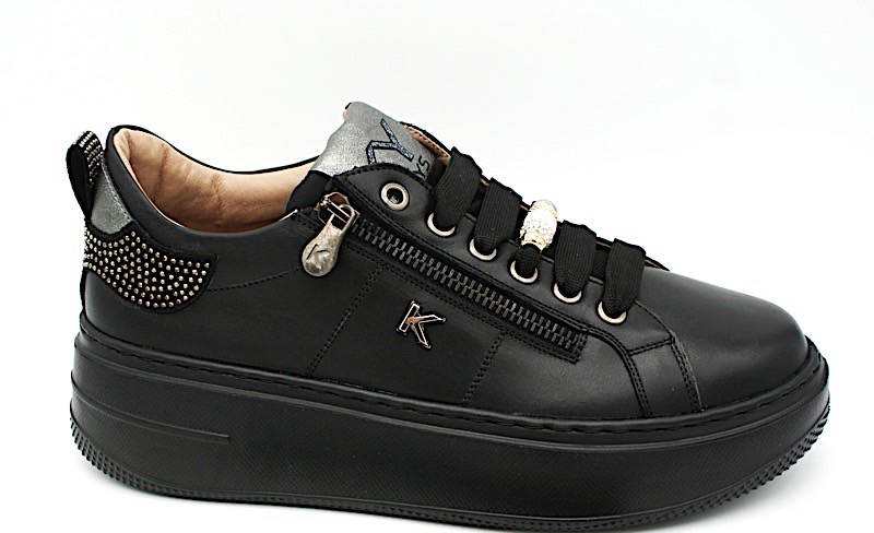 KEYS sneaker