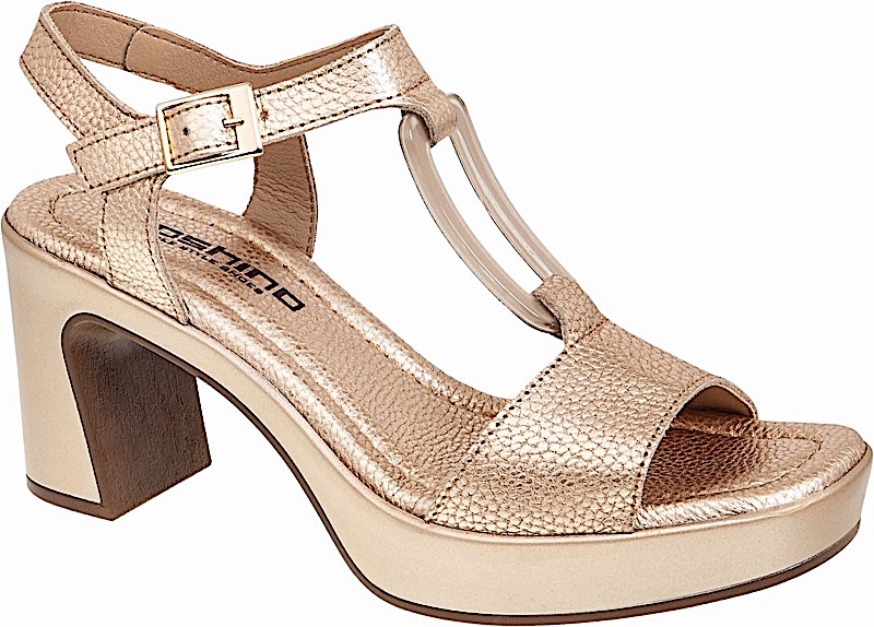 YOSHINO leather sandal