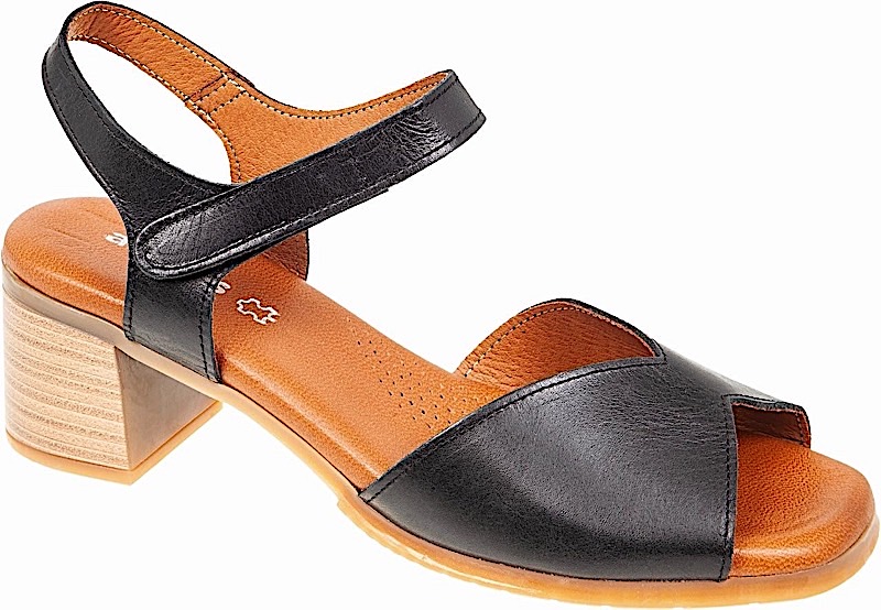 ADAM'S SHOES leather low heel sandal