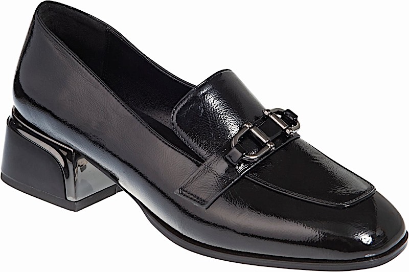 ADAM'S SHOES patent low heel pump-mocassin